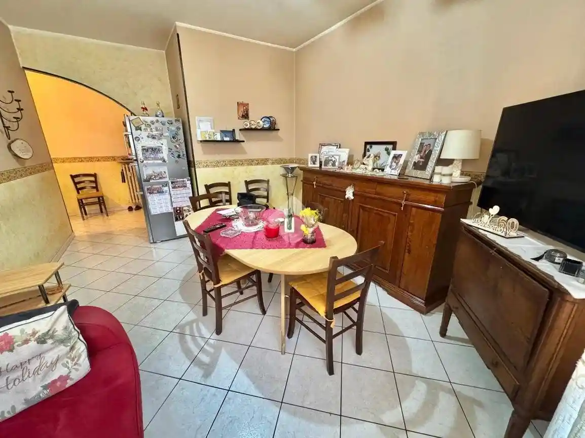 Appartamento in vendita a Novara