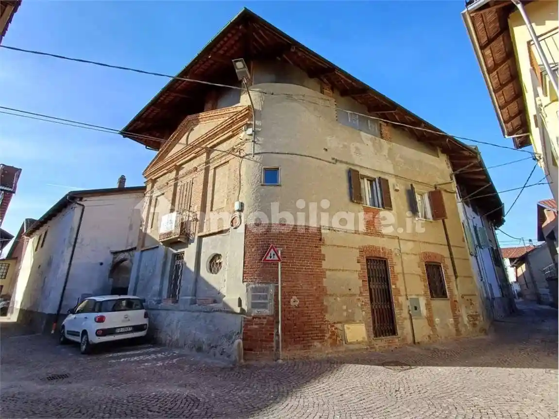 Casa indipendente in vendita a San Carlo Canavese