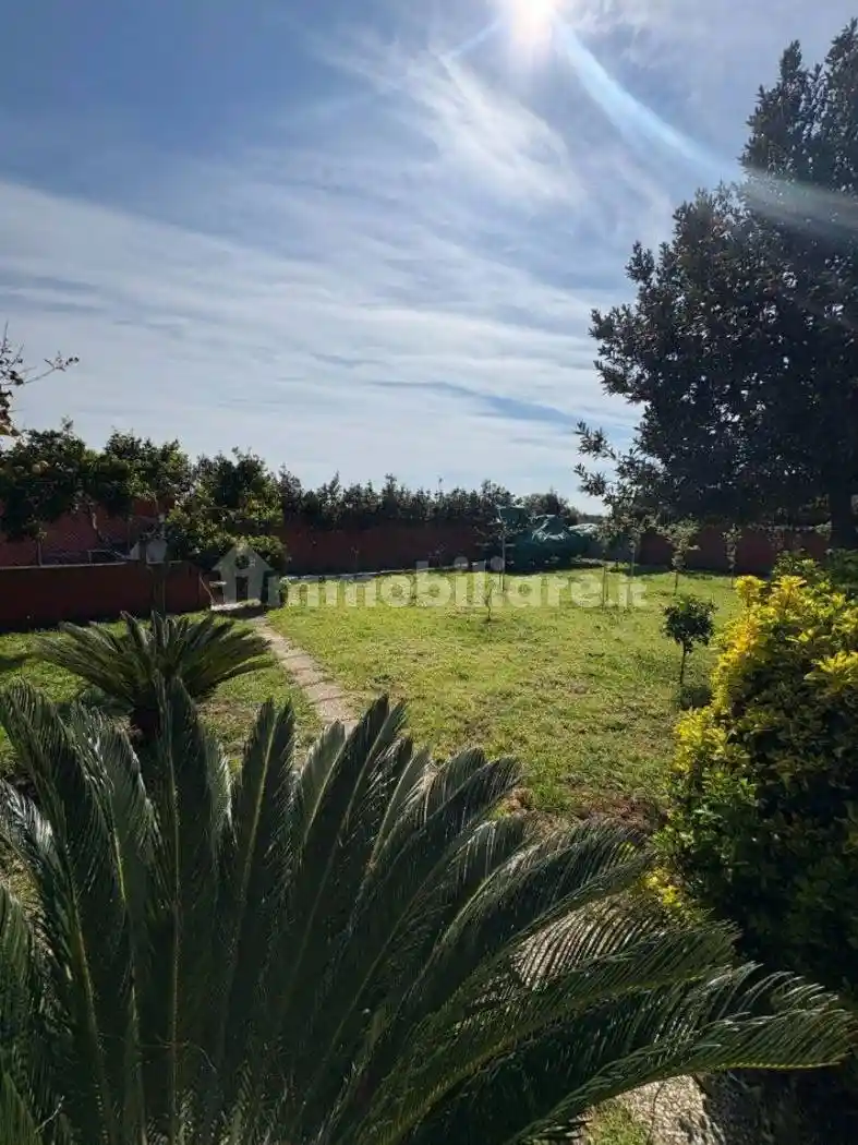 Villa in vendita a Nettuno