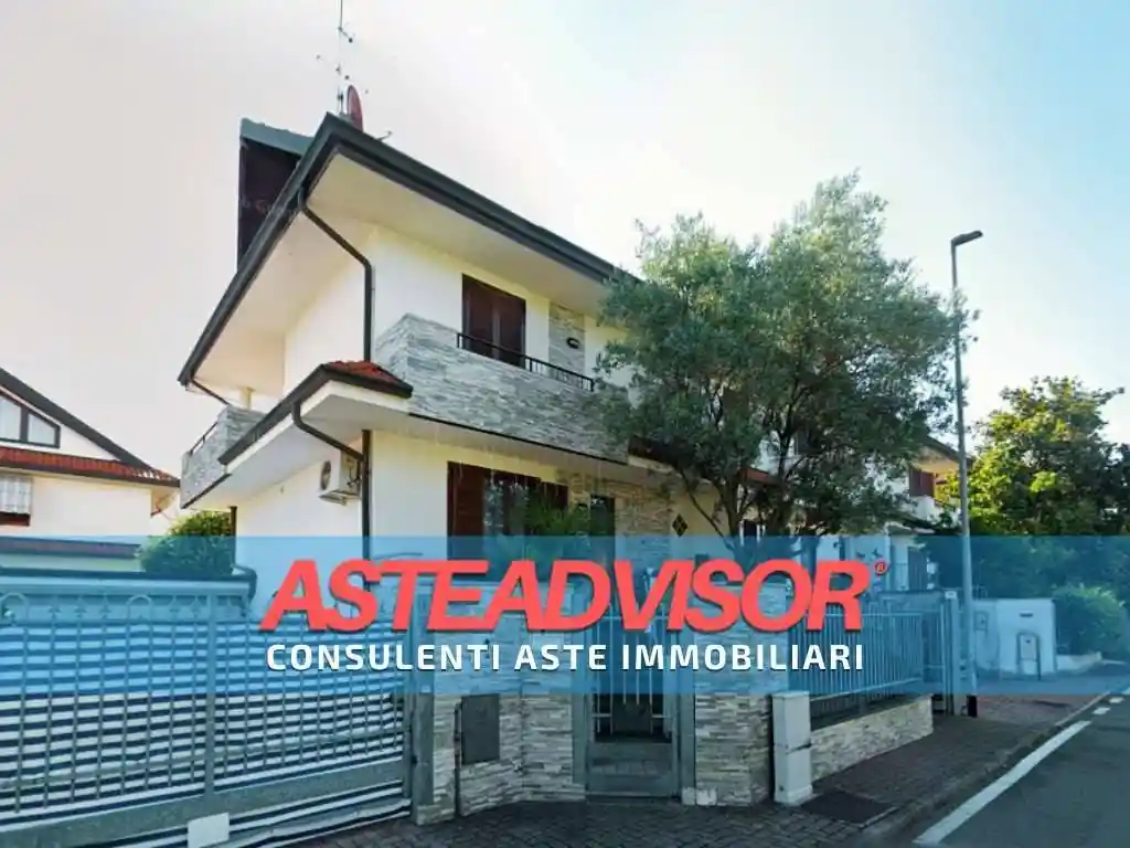 Villetta a schiera in vendita a Marnate