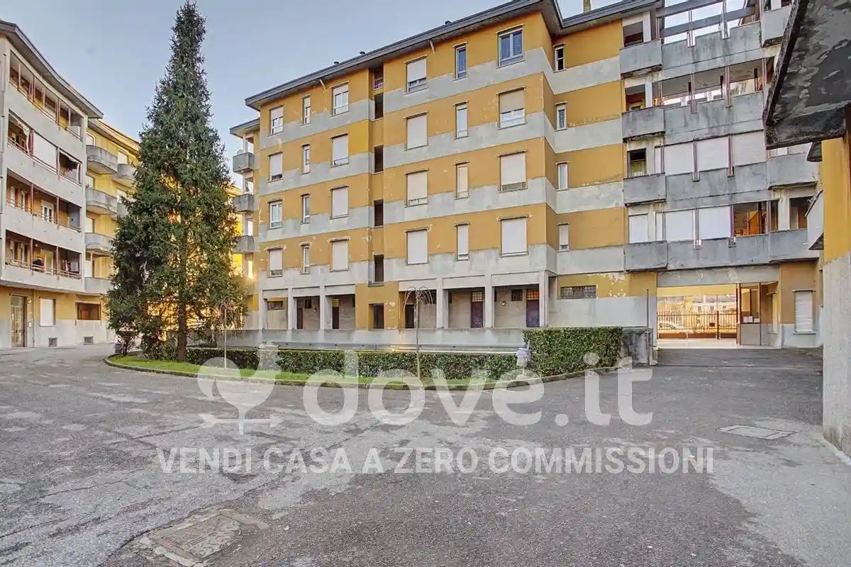 Appartamento in vendita a Varese