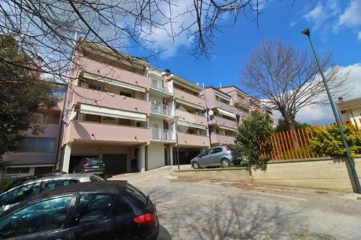 Appartamento in vendita a Venarotta