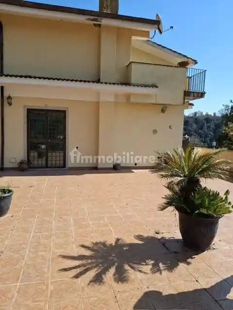 Appartamento in vendita a Formello