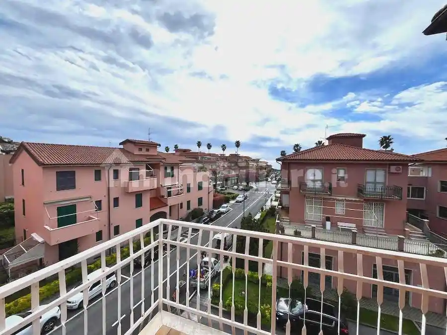 Appartamento in vendita a Borgio Verezzi