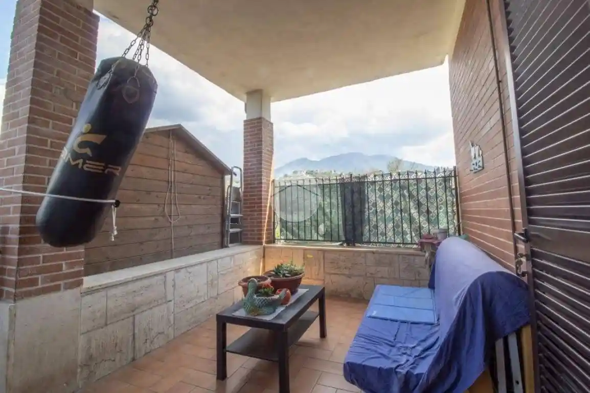 Appartamento in vendita a Palombara Sabina