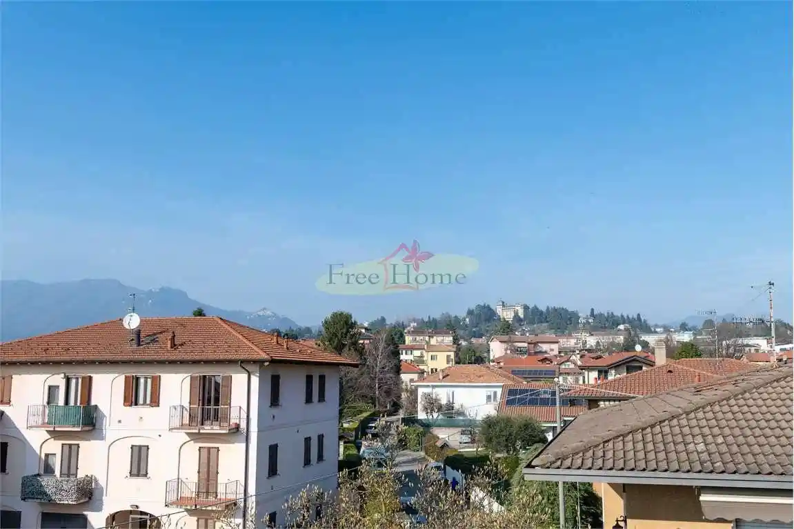 Appartamento in vendita a Varese