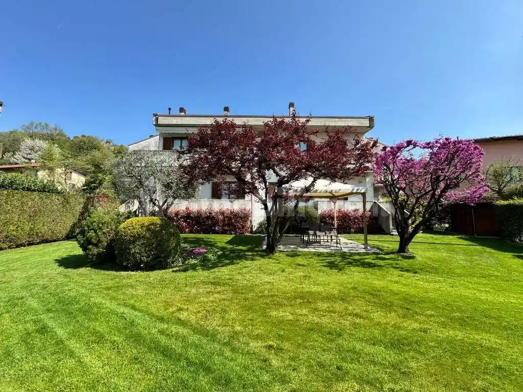 Appartamento in vendita a Santa Maria Hoè