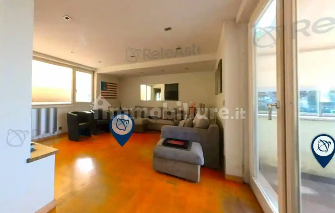 Appartamento in vendita a Roma