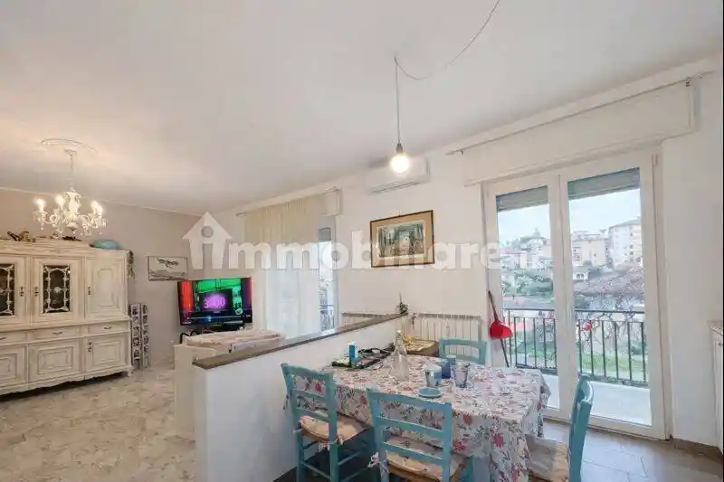 Appartamento in vendita a Imperia