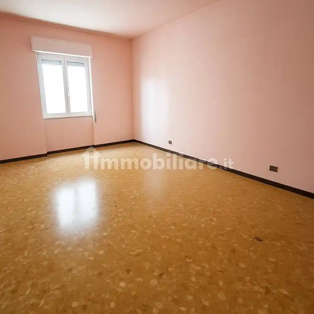 Appartamento in vendita a Imperia