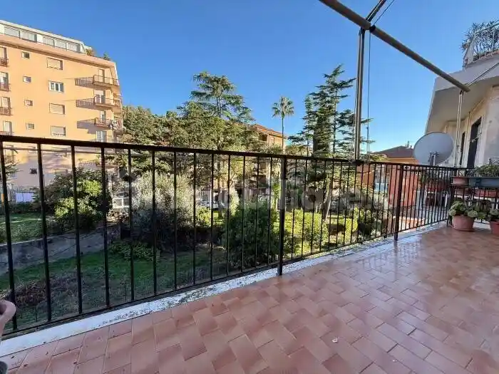 Appartamento in vendita a Imperia