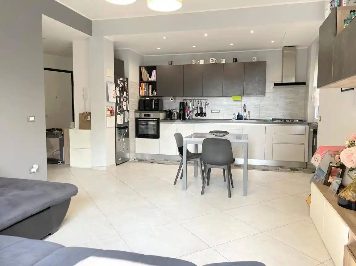 Appartamento in vendita a Pregnana Milanese