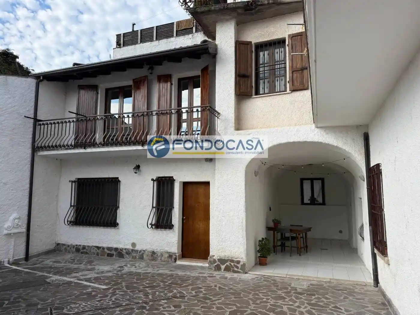 Casa indipendente in vendita a Manerba del Garda
