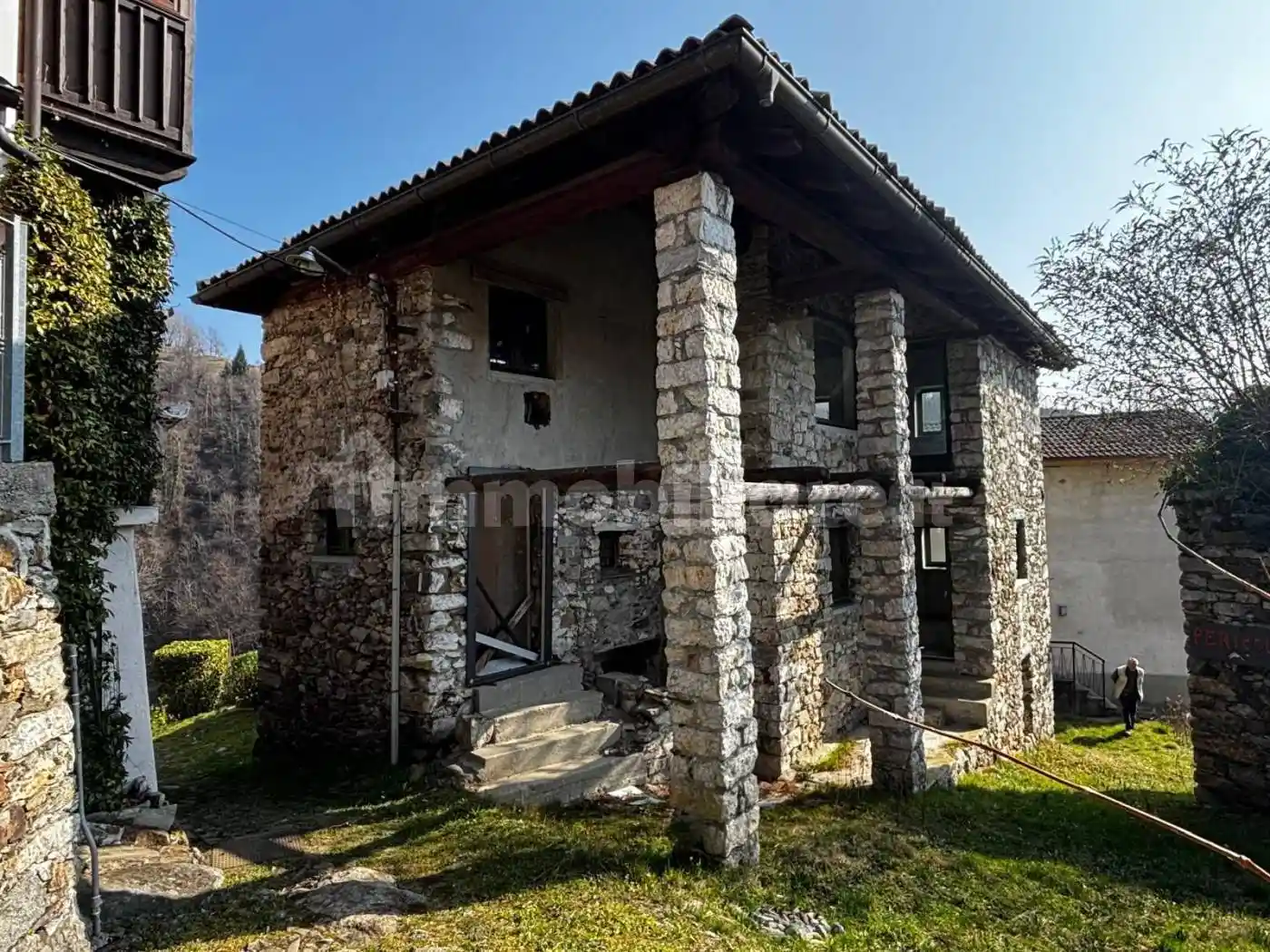 Rustico - Casale in vendita a Varallo