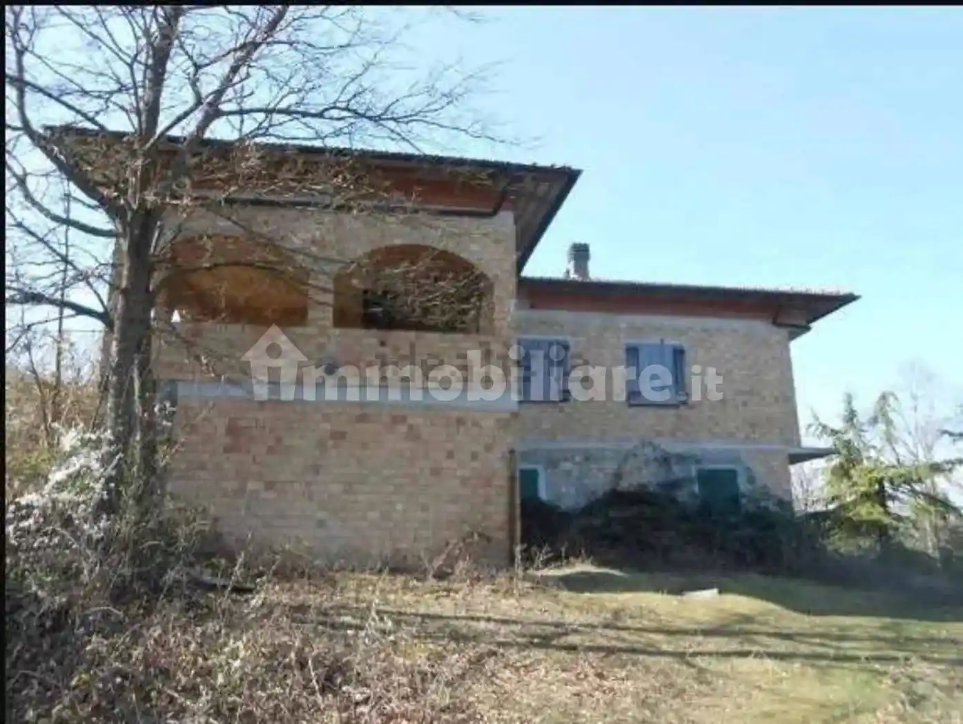 Villa in vendita a Vezzano sul Crostolo