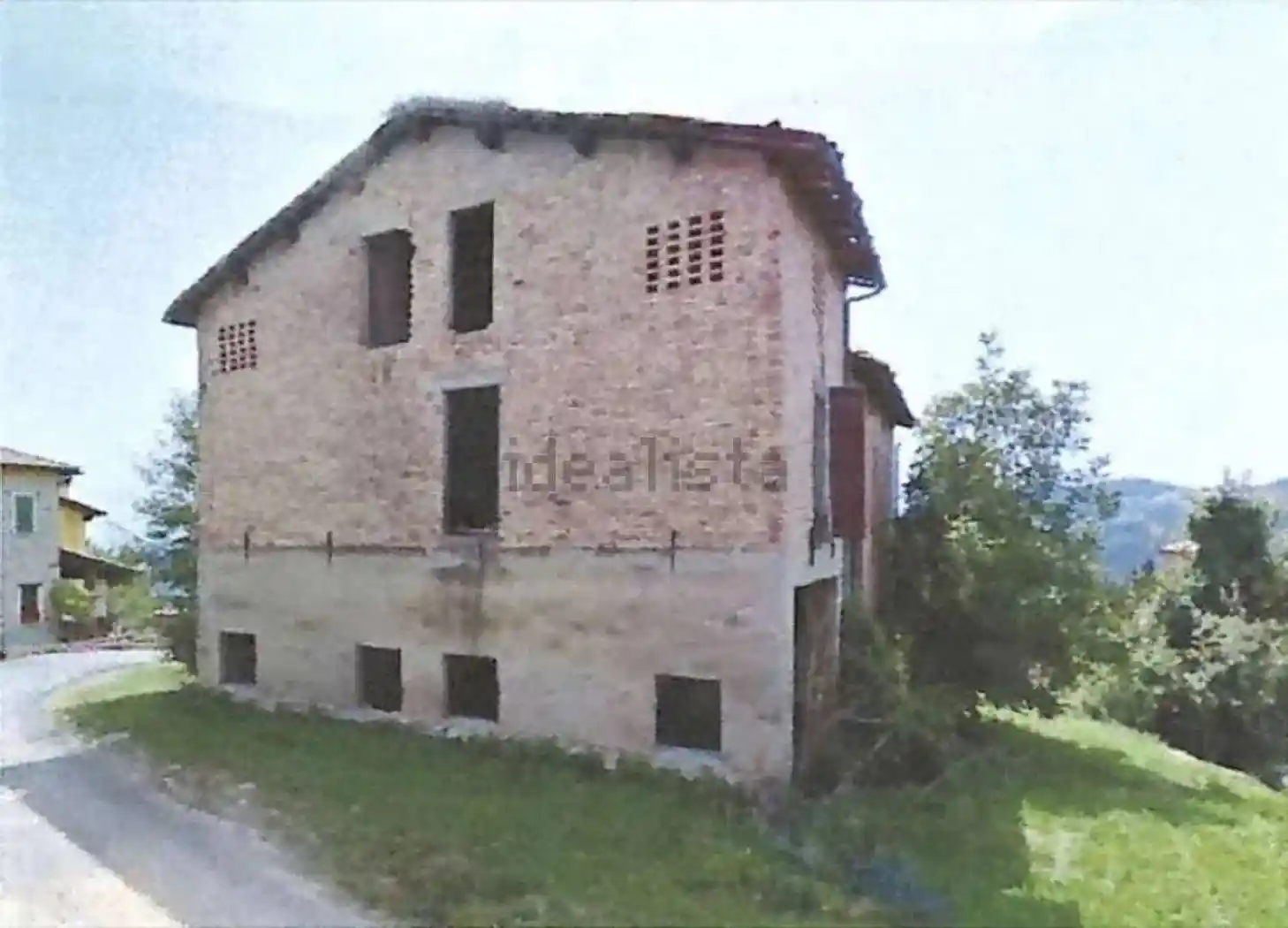 Villa in vendita a Viano