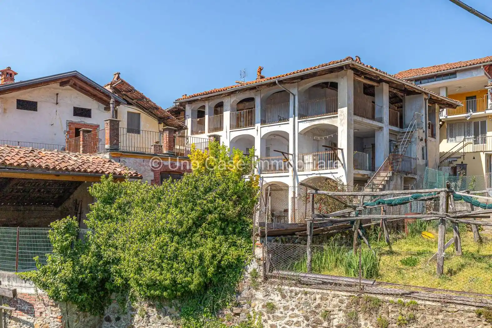Casa indipendente in vendita a Val di Chy