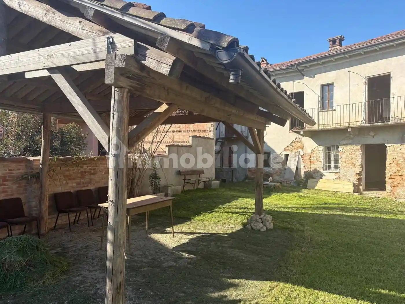 Rustico - Casale in vendita a Calliano