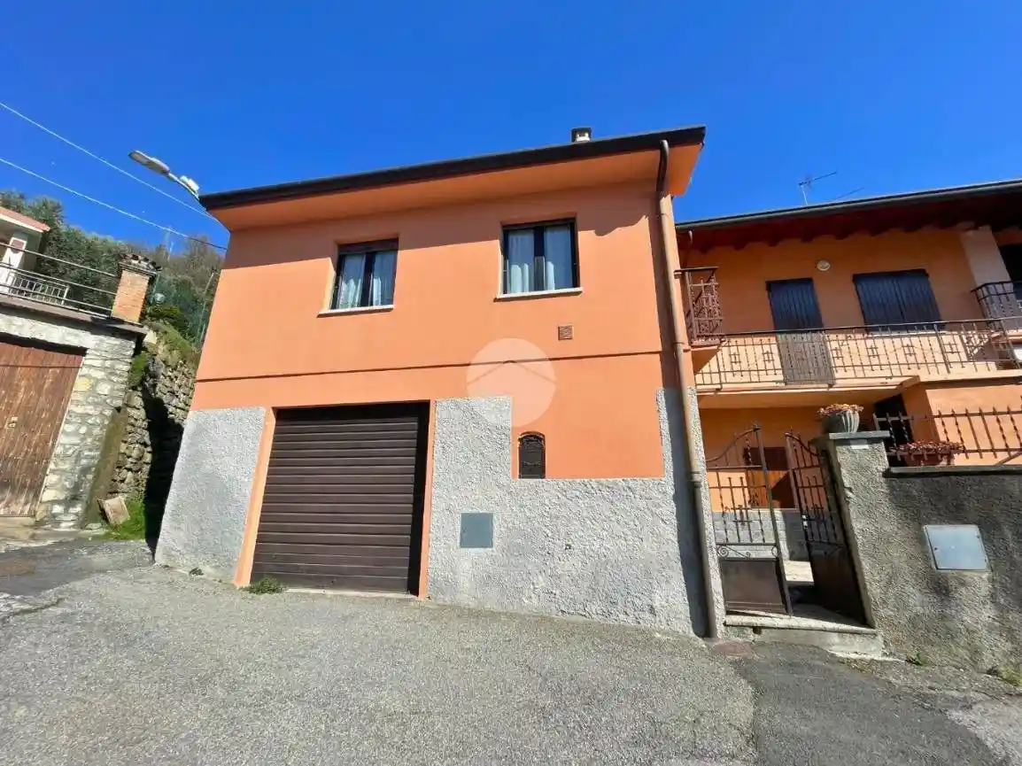 Appartamento in vendita a Parzanica