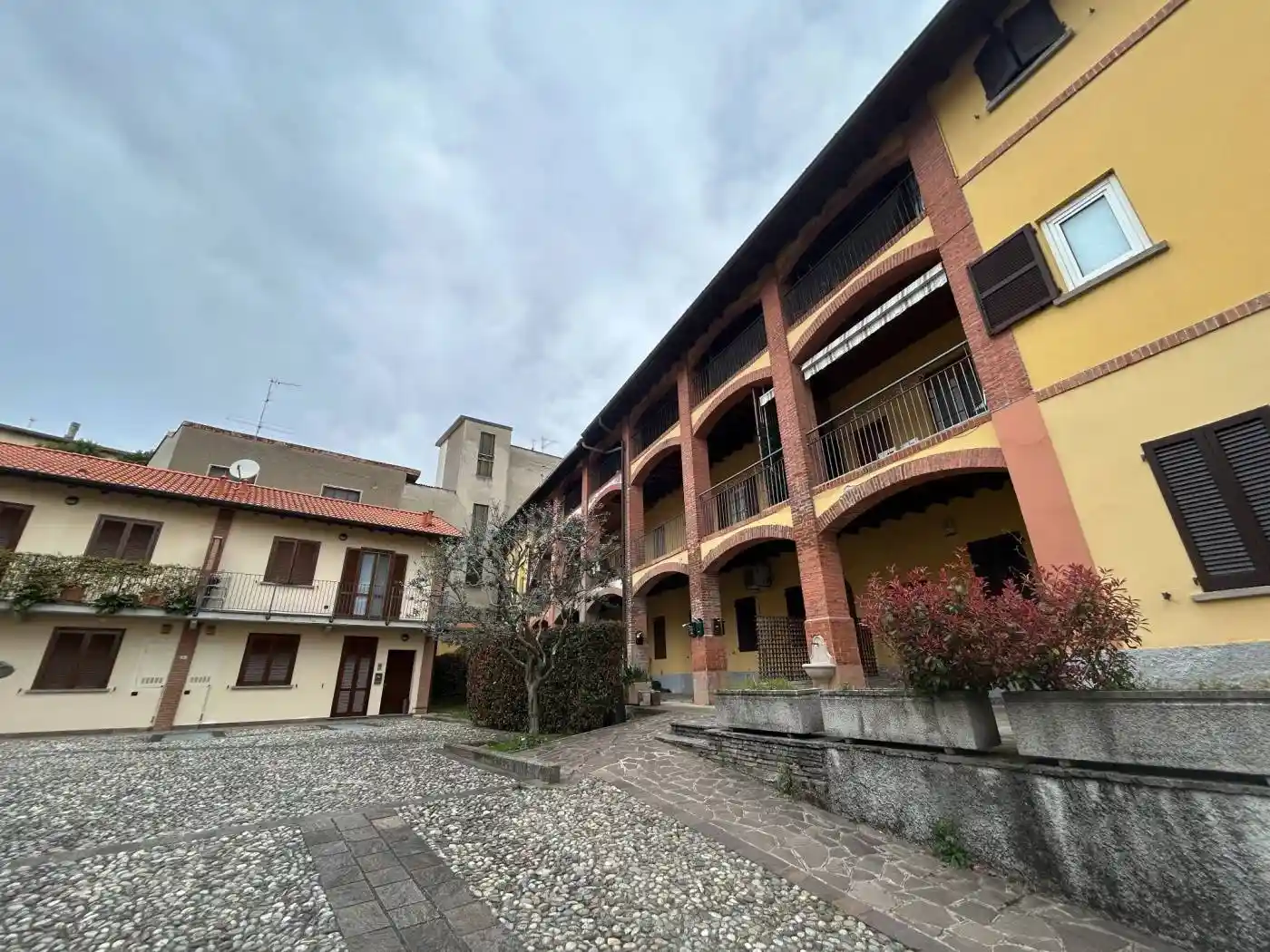 Appartamento in vendita a Figino Serenza