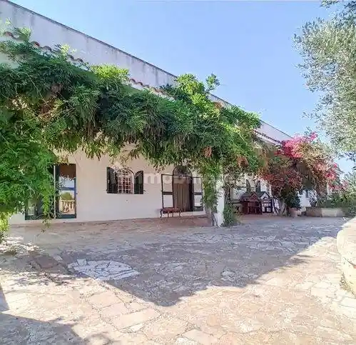 Villa in vendita a Ostuni