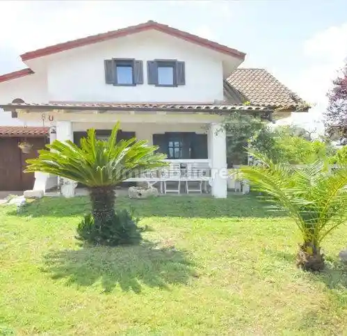 Villa in vendita a San Vito dei Normanni