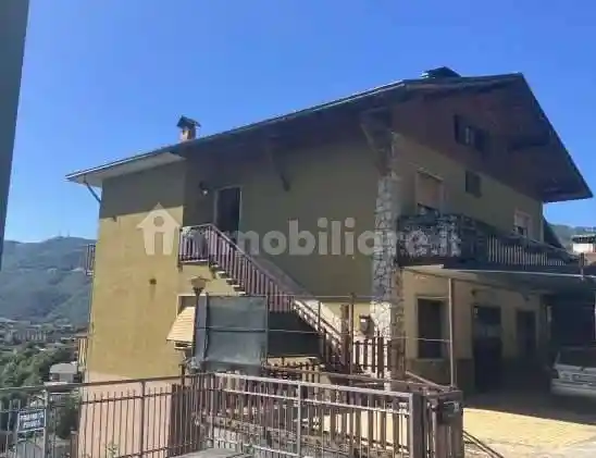 Appartamento in vendita a Rota d'Imagna