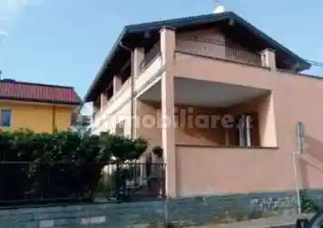 Villa in vendita a Vittuone