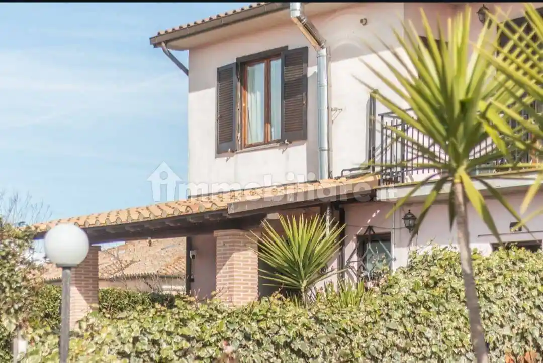 Villa in vendita a Farnese