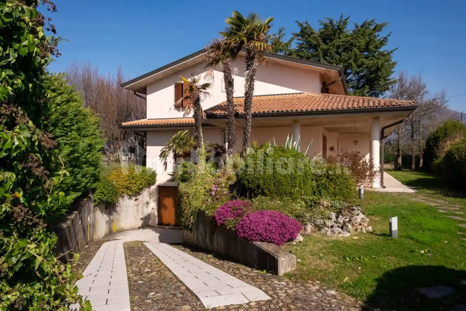 Villa in vendita a Affi