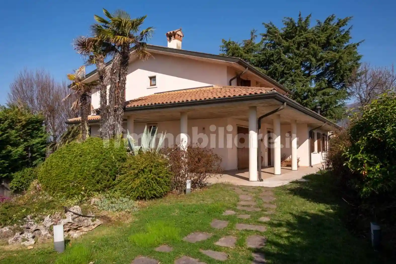 Villa - foto 2