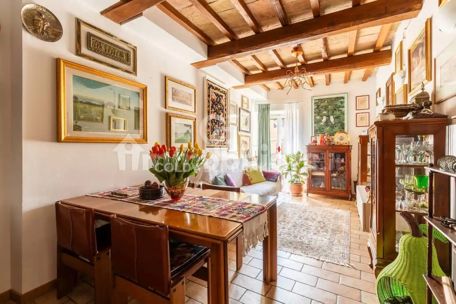 Rustico - Casale in vendita a Perugia