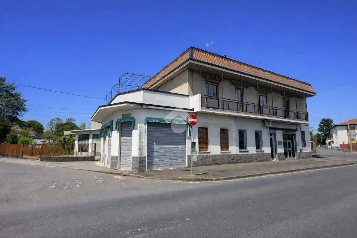 Casa indipendente in vendita a Varedo