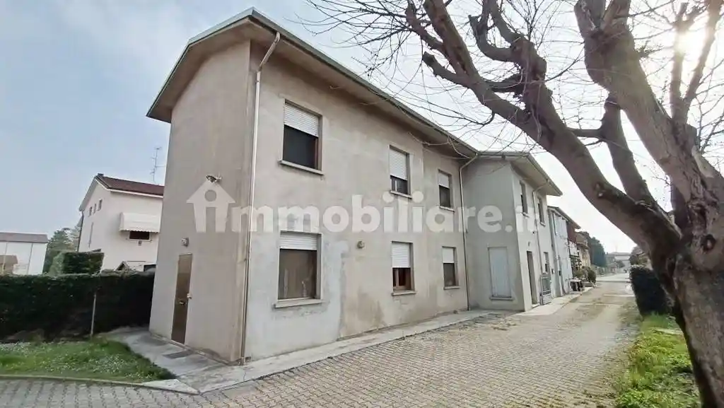 Casa indipendente in vendita a Reggiolo