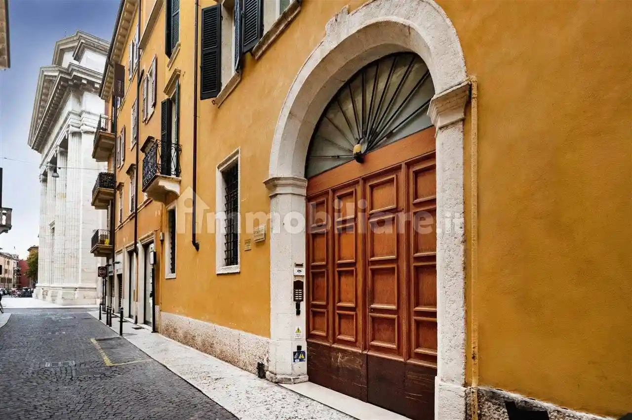 Appartamento in vendita a Verona