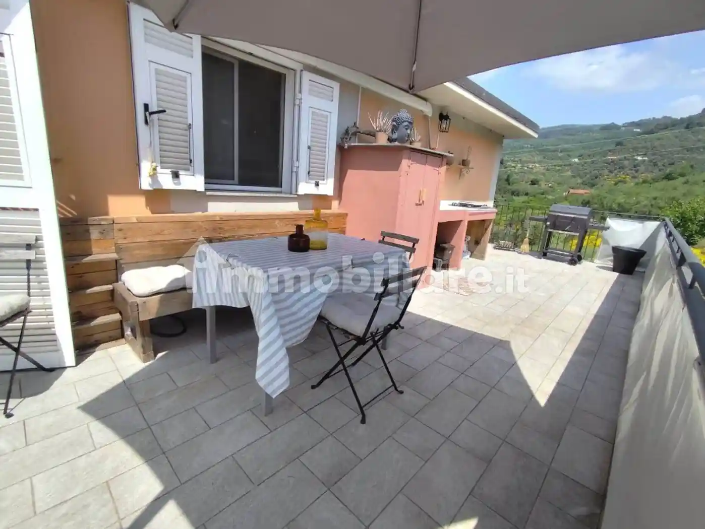 Appartamento in vendita a Imperia