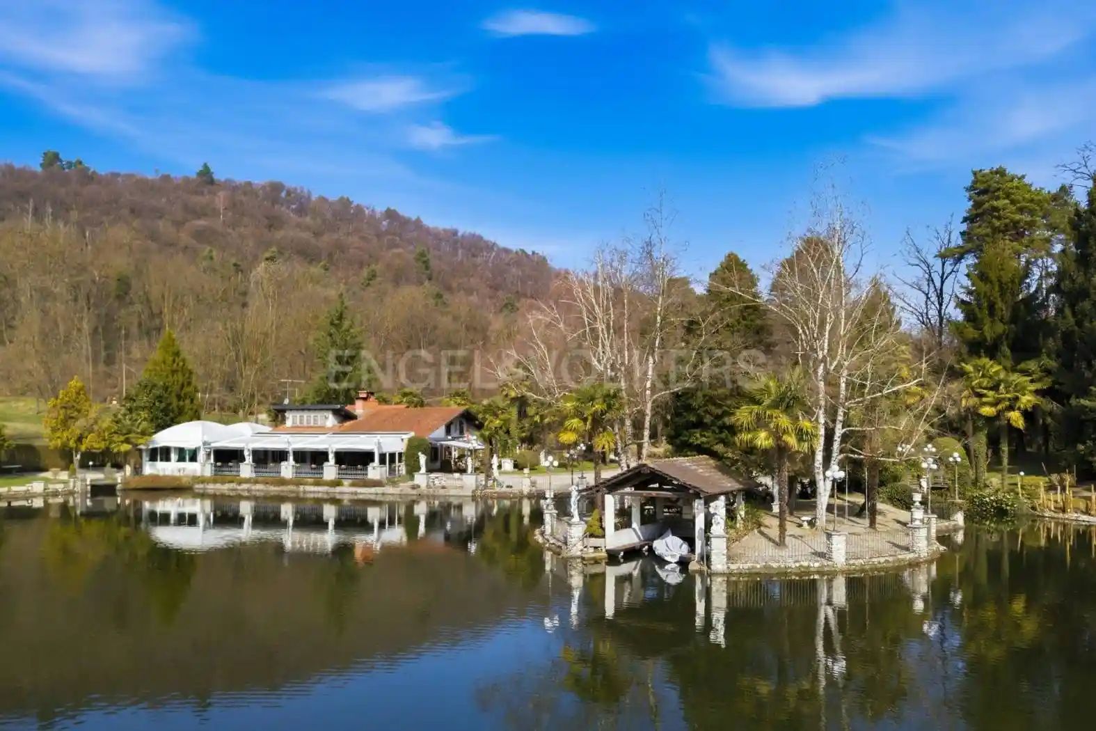 Villa in vendita a Vergiate