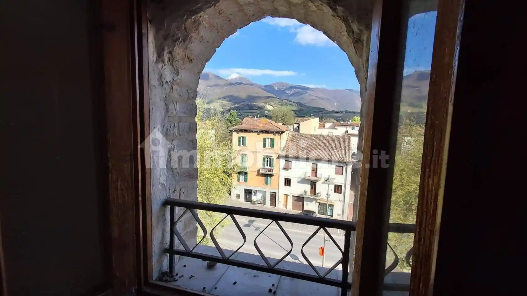 Appartamento in vendita a Cerreto d'Esi