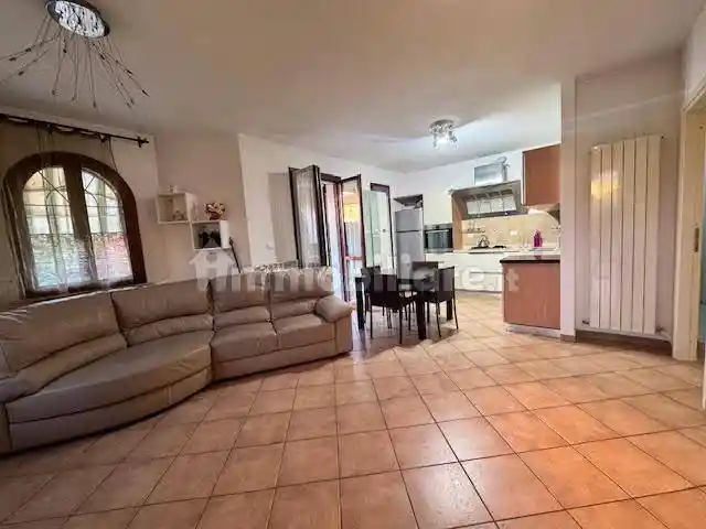 Appartamento in vendita a Luni