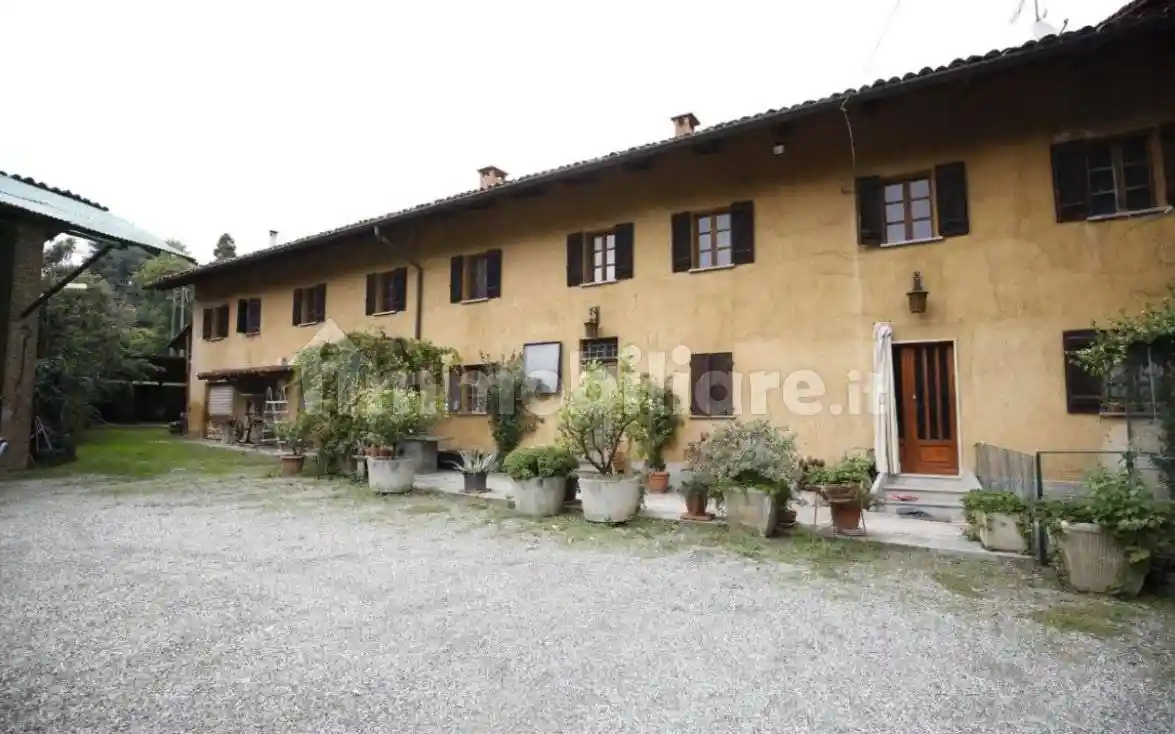 Rustico - Casale in vendita a Pino Torinese