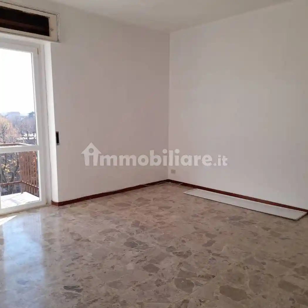 Appartamento in affitto a Parma