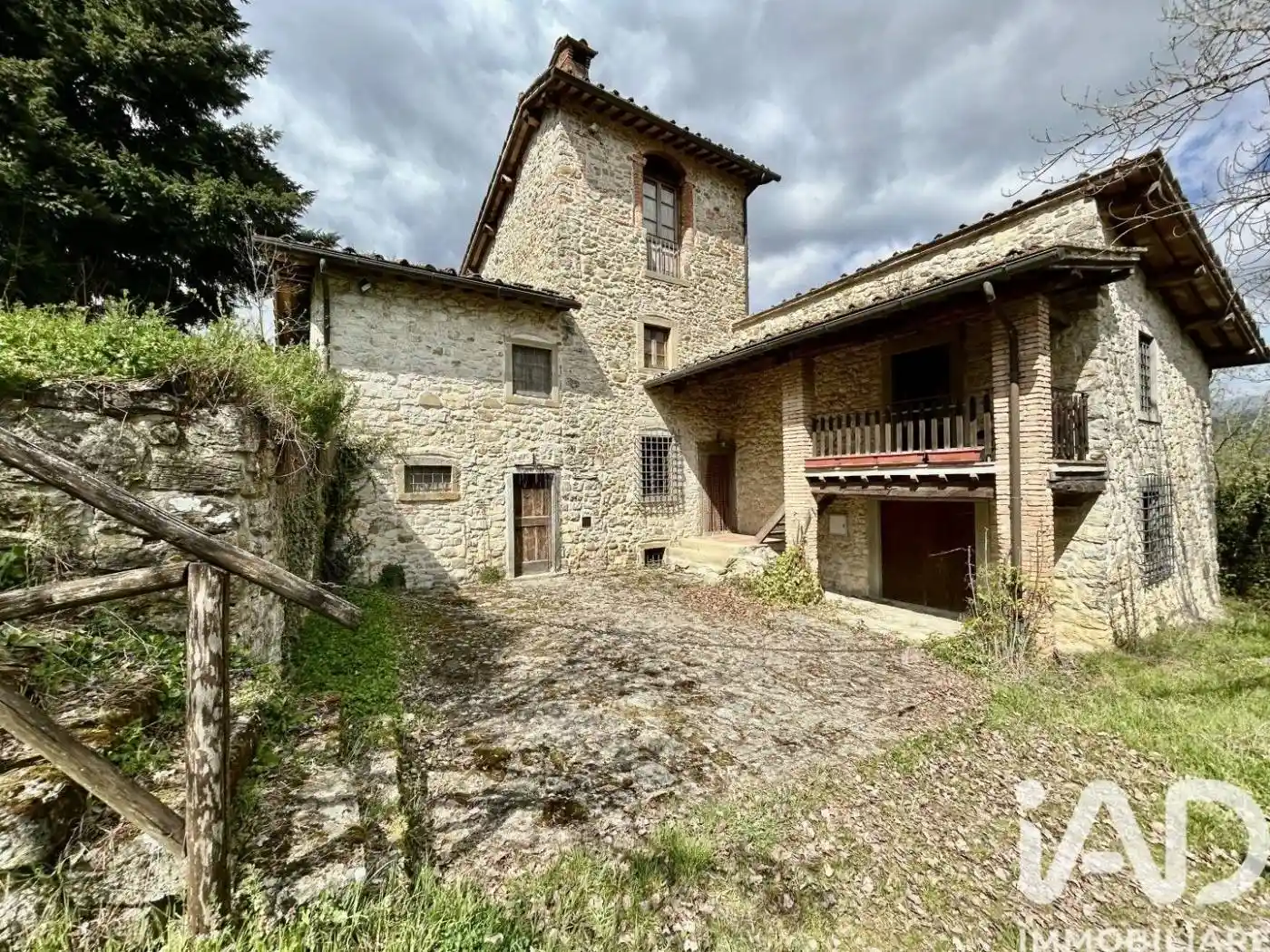 Villa in vendita a Castel San Niccolò