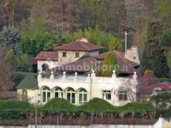 Villa in vendita a Torre Canavese