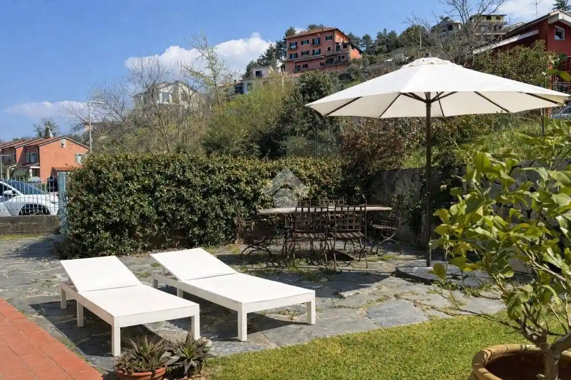 Villetta a schiera in vendita a Vezzano Ligure