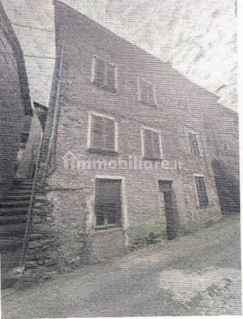 Appartamento in vendita a Castione Andevenno