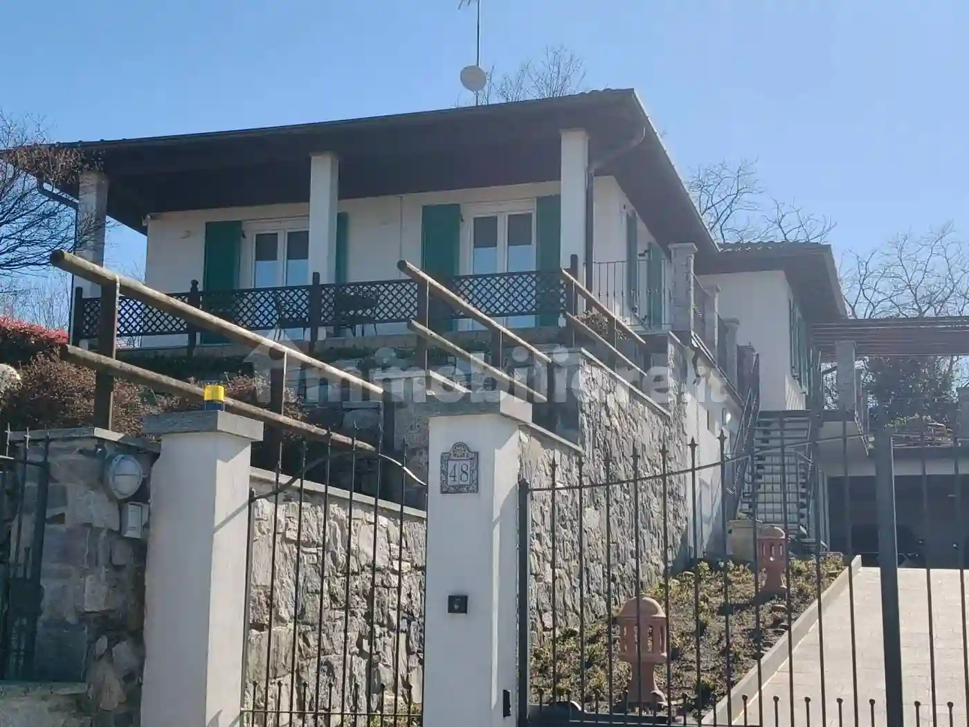 Villa - foto 2