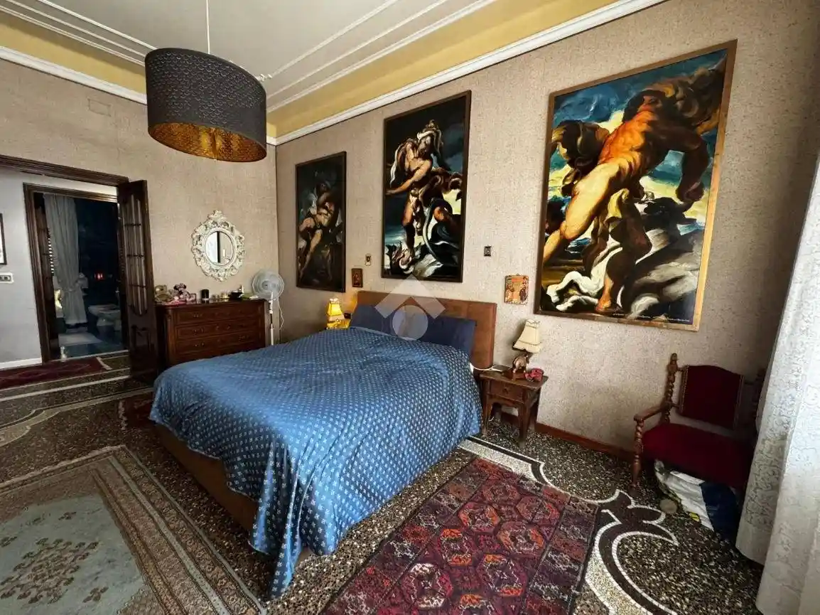 Appartamento in vendita a Genova