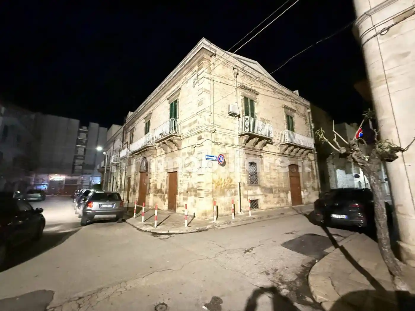 Palazzo - Edificio in vendita a Terlizzi