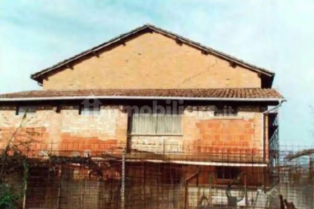 Palazzo - Stabile in vendita a Reggio Emilia