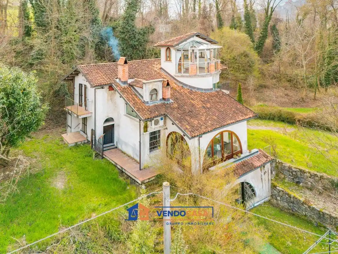Villa in vendita a Mondovì